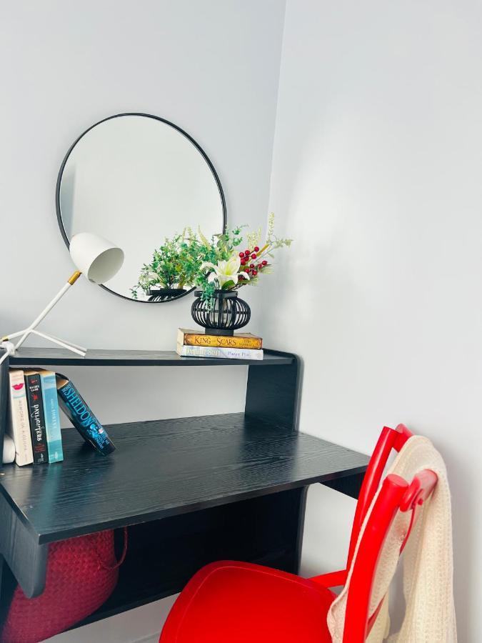La Sol - All You Need For A Stay, Close To Town, University & Cambridge 해밀턴 외부 사진